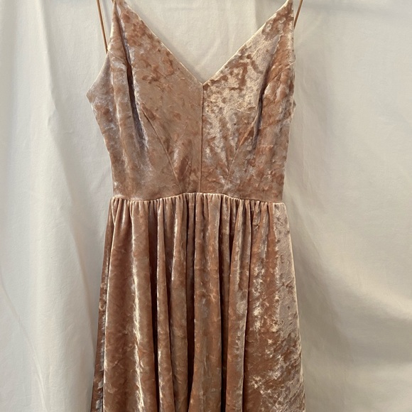 UO Silence + Noise Velvet Romper - Picture 3 of 5